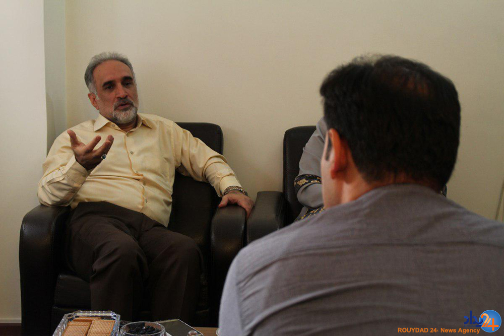 شهرداری نظارت گریز است/ شورای شهر طفل سرراهی شده است شهرداری نظارت گریز است/ شورای شهر طفل سرراهی شده است