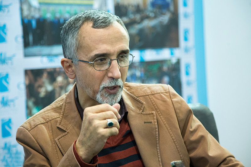 صدر و موسوی‌خویینی‌ها می‌توانند گفت‎وگوی اصلاح‎طبان با رهبری را هدایت کنند