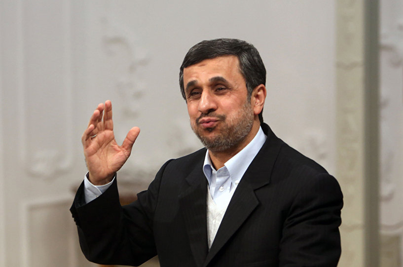 اصولگرا بابت معرفی احمدی‌نژاد از مردم عذرخواهی کنند