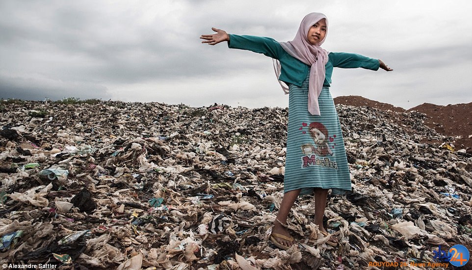زندگی 3000 خانواده در زباله‌دانی 12 مایلی در اندونزی (تصاویر)