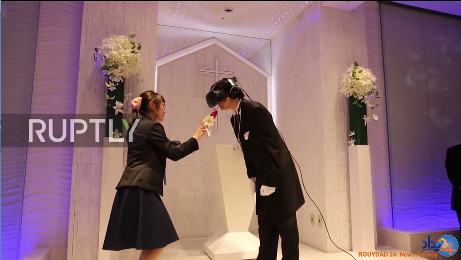روی آوردن جوانان ژاپنی به ازدواج با شخصیت‌های مجازی (فیلم و تصاویر)