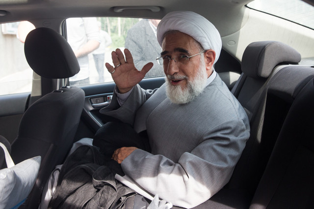 منتجبنیا از قائممقامی حزب اعتماد ملی استعفا داد منتجبنیا از قائممقامی حزب اعتماد ملی استعفا داد