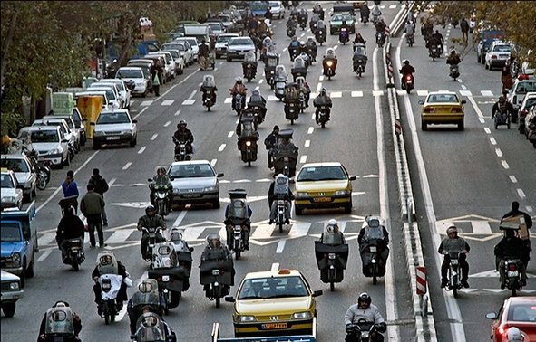 ورود موتورسیکلت به تونل‌ های تهران ممنوع!