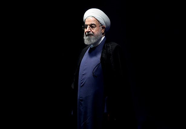 پاسخگویی در روزهای  /  روحانی در مجلس، اطلاع‌رسانی دولت در تعطیلات