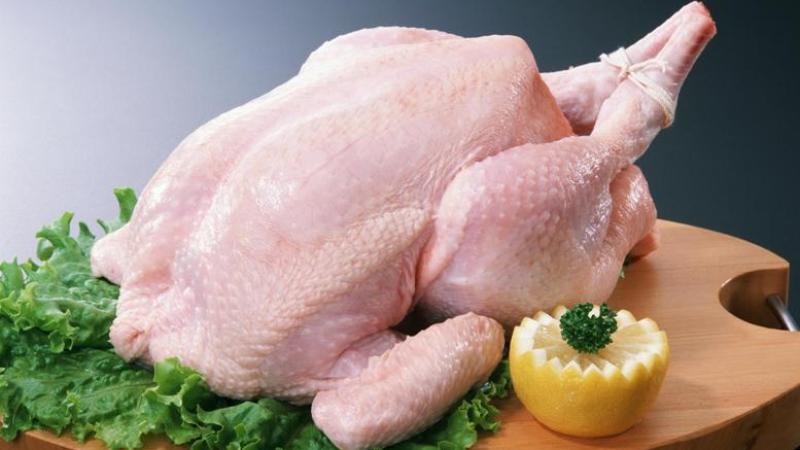 مبنای قیمت گذاری 8175 تومانی گوشت مرغ اشتباه است