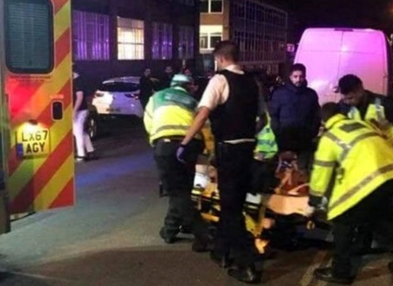 حمله خونین خودرویی به عزاداران حسینی در لندن + عکس ها