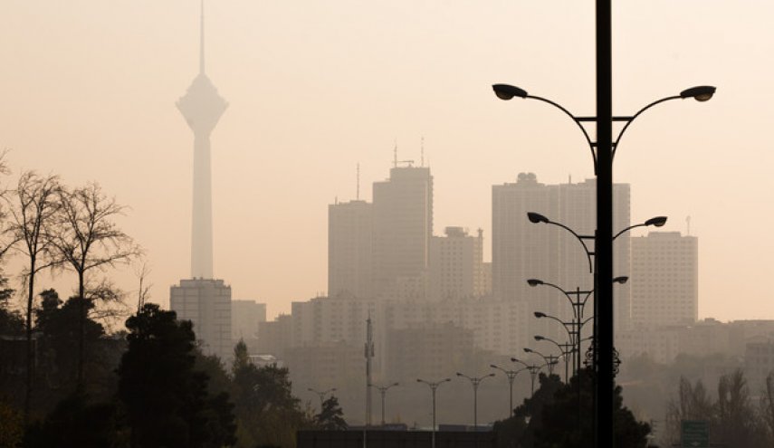 هوای تهران در آستانه‌ شرایط نامطلوب برای گروه‌های حساس