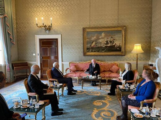 دیدار ظرف با رئیس جمهور ایرلند