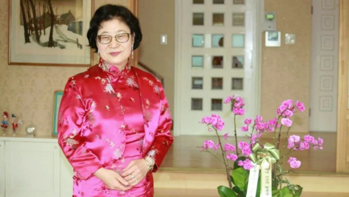 همسر سفیر بلژیک در کره 