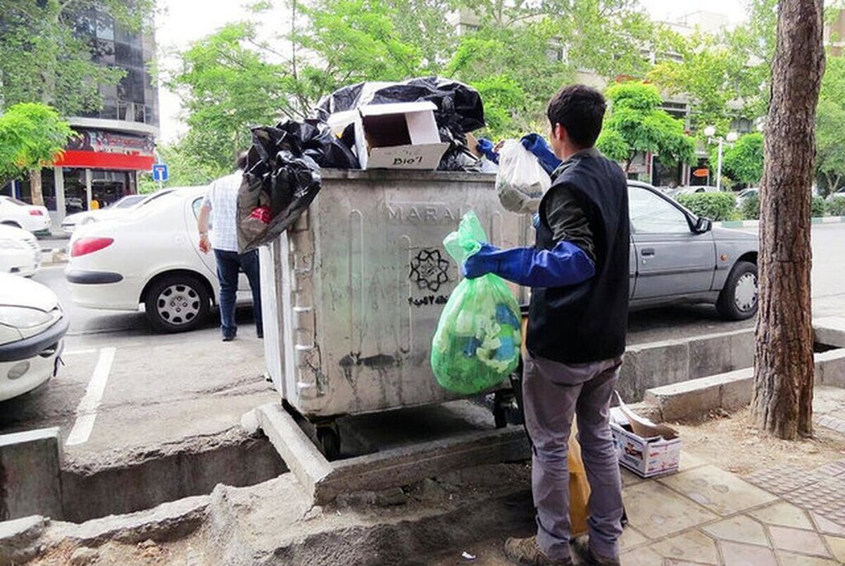 استخدام زباله گردها از سوی شهرداری تهران