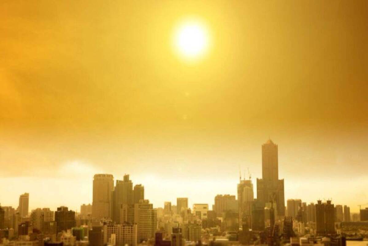 اشعه مضر خورشید در تهران این روز به بیشترین حد خود می‌رسد | گروه‌های در معرض خطر و بیماری‌های مرتبط با آن | این توصیه‌ها را جدی بگیرید!