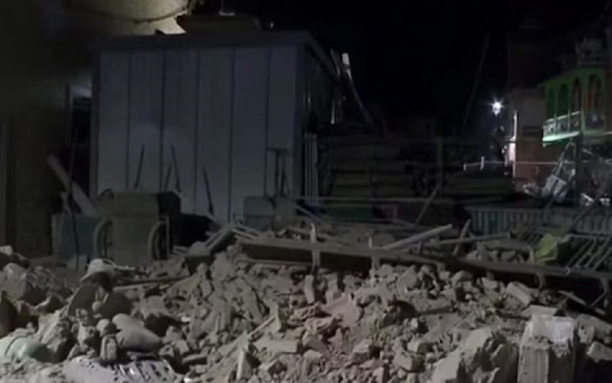لحظه سقوط ساختمان ۴ طبقه بعد از زلزله مراکش