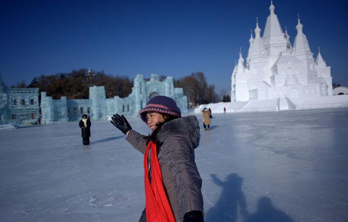 جشنوارهای در دمای منفی 30 درجه (تصاویر) جشنوارهای در دمای منفی 30 درجه (تصاویر)