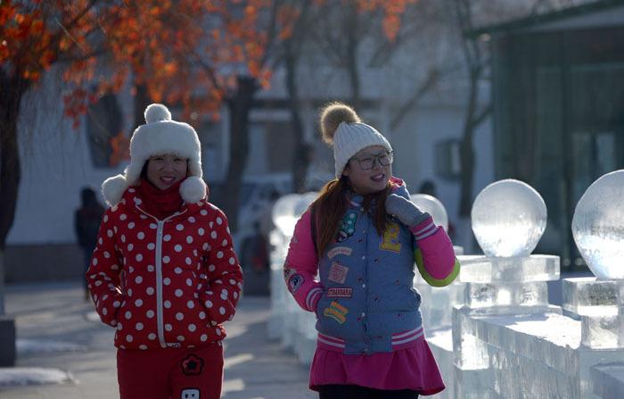 جشنوارهای در دمای منفی 30 درجه (تصاویر) جشنوارهای در دمای منفی 30 درجه (تصاویر)