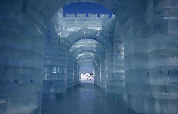 جشنوارهای در دمای منفی 30 درجه (تصاویر) جشنوارهای در دمای منفی 30 درجه (تصاویر)