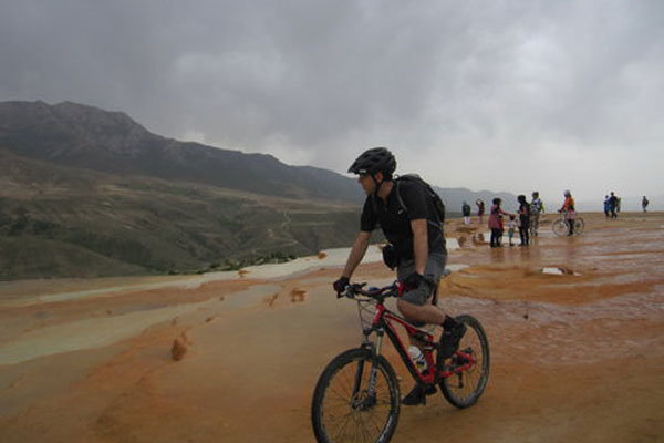 تهدید یک جاذبه گردشگری دیگر (تصاویر) تهدید یک جاذبه گردشگری دیگر (تصاویر)