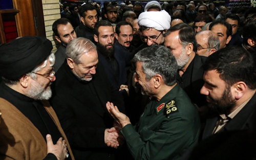 مقامات در ختم برادر سرلشگر صفوی (تصاویر) مقامات در ختم برادر سرلشگر صفوی (تصاویر)