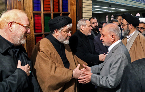 مقامات در ختم برادر سرلشگر صفوی (تصاویر) مقامات در ختم برادر سرلشگر صفوی (تصاویر)