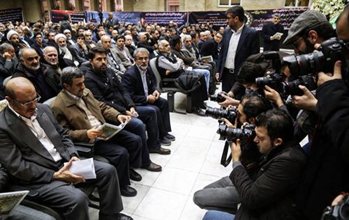 مقامات در ختم برادر سرلشگر صفوی (تصاویر) مقامات در ختم برادر سرلشگر صفوی (تصاویر)