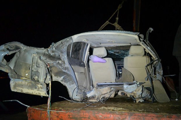 سانحه رانندگی خودرو را دو نیم کرد! (عکس)