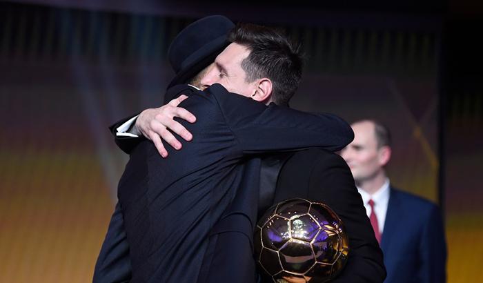 مراسم اعطای توپ طلای 2015 (تصاویر) مراسم اعطای توپ طلای 2015 (تصاویر)