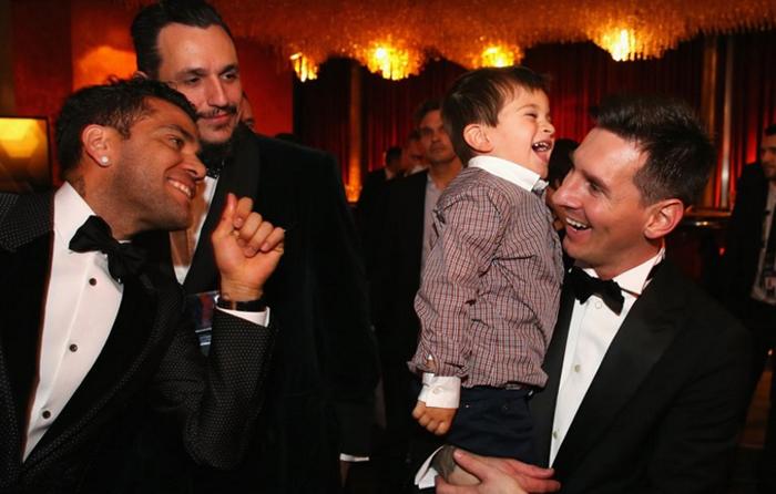 مراسم اعطای توپ طلای 2015 (تصاویر) مراسم اعطای توپ طلای 2015 (تصاویر)