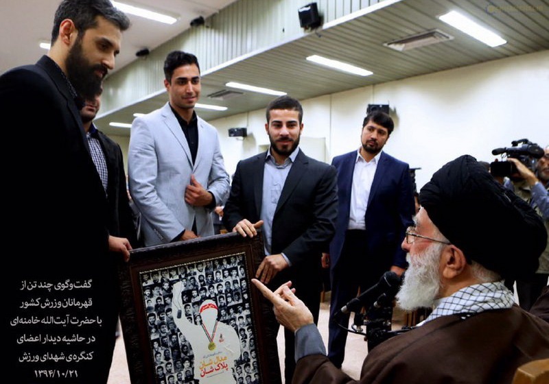 گفتوگوی چند تن از ورزشکاران با رهبر انقلاب گفتوگوی چند تن از ورزشکاران با رهبر انقلاب