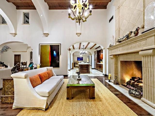 خانهی سیلوستر استالونه در کالیفرنیا (تصاویر) خانهی سیلوستر استالونه در کالیفرنیا (تصاویر)