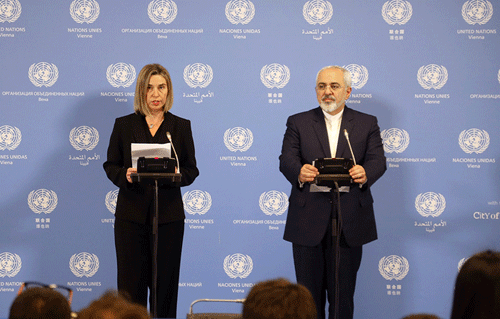 لحظه اعلام پایان تحریم‌ها (تصاویر)