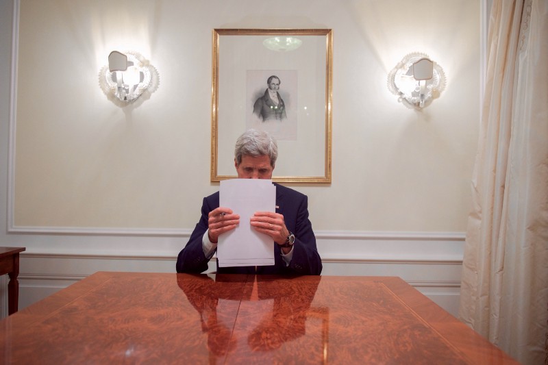 عکس هایی متفاوت از روز اجرای برجام عکس هایی متفاوت از روز اجرای برجام