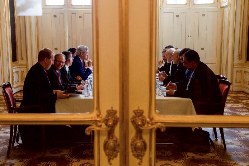 عکس هایی متفاوت از روز اجرای برجام عکس هایی متفاوت از روز اجرای برجام