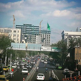 آغاز تخریب طبقات اضافه سازه سپاه (عکس)