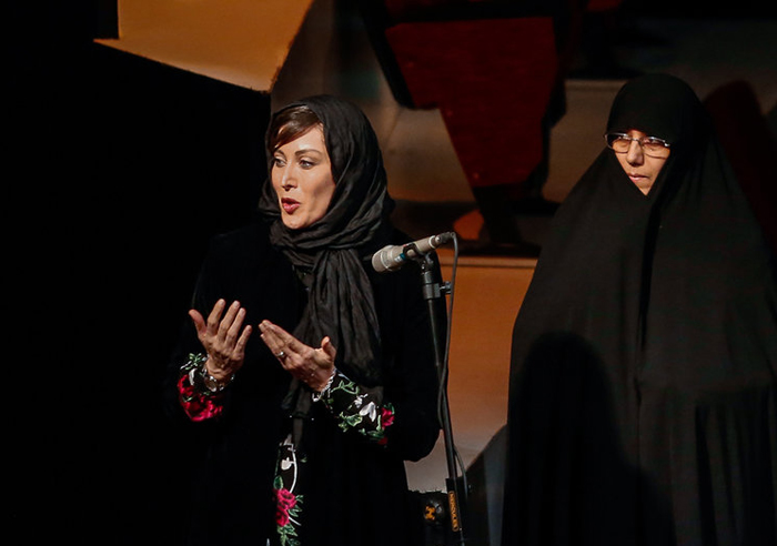 افتتاحیه جشنواره فجر با حضور ستارگان (تصاویر) افتتاحیه جشنواره فجر با حضور ستارگان (تصاویر)