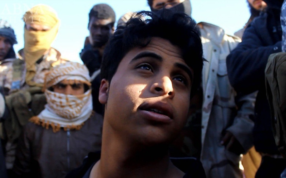 ذبح سه سرباز در لیبی به دست داعش (عکس 18+) ذبح سه سرباز در لیبی به دست داعش (عکس 18+)