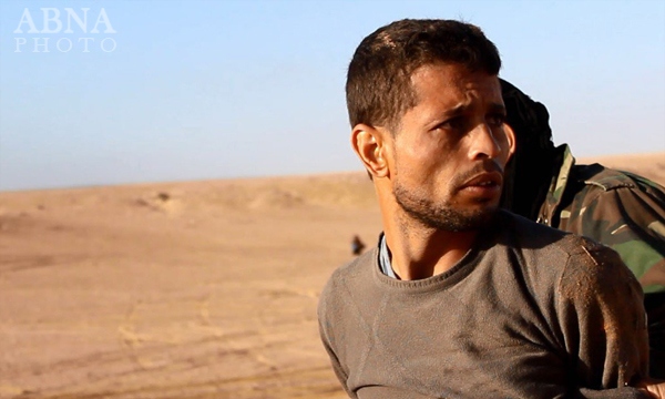 ذبح سه سرباز در لیبی به دست داعش (عکس 18+) ذبح سه سرباز در لیبی به دست داعش (عکس 18+)