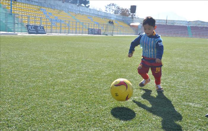 مرتضی احمدی منتظر دیدار با مسی (تصاویر) مرتضی احمدی منتظر دیدار با مسی (تصاویر)