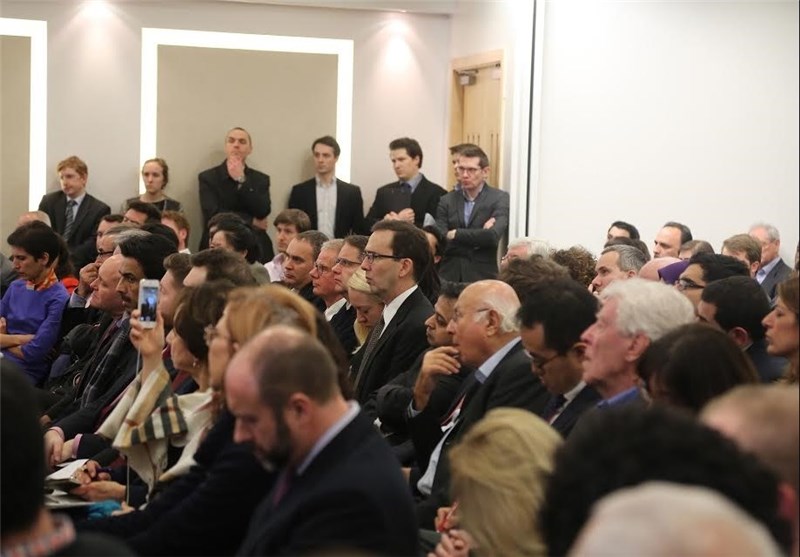 حضور «آلن ایر» در سخنرانی ظریف +عکس حضور «آلن ایر» در سخنرانی ظریف +عکس