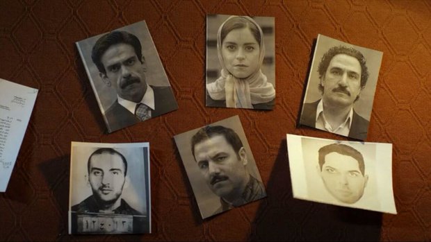 حسین شریعتمداری کمونیست شد (تصویر)