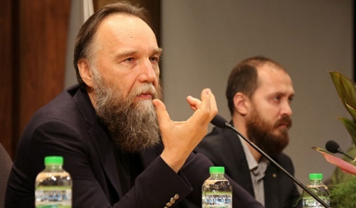 دوستی روسیه و ایران ساختار قدرت در جهان آینده را تغییر می دهد