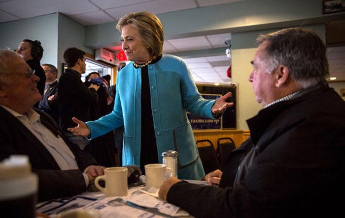 کلینتون ها در رستوران به دنبال رای (تصاویر) کلینتون ها در رستوران به دنبال رای (تصاویر)