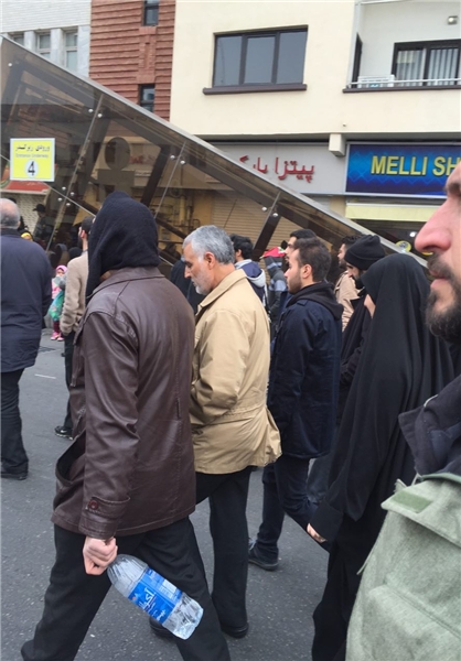 حضور سردار سلیمانی در راهپیمایی 22 بهمن (تصویر)