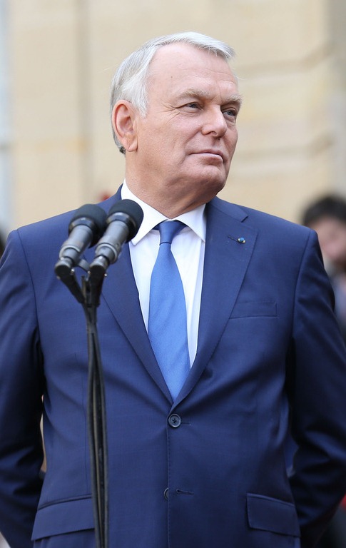 نخست وزیر سابق،‌ وزیر خارجه جدید فرانسه شد (تصویر)