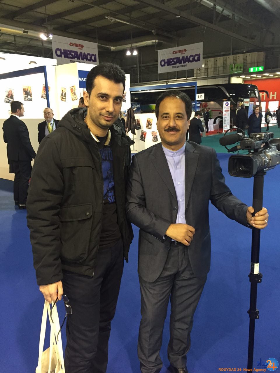 حمید معصومی نژاد و خبرنگار افتخاری رويداد24 در ايتاليا حمید معصومی نژاد و خبرنگار افتخاری رويداد24 در ايتاليا