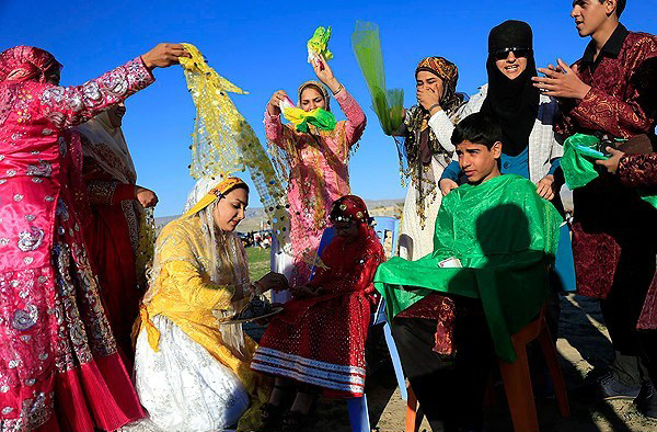 جشنواره فرهنگی ورزشی آئینی امید روستا جشنواره فرهنگی ورزشی آئینی امید روستا