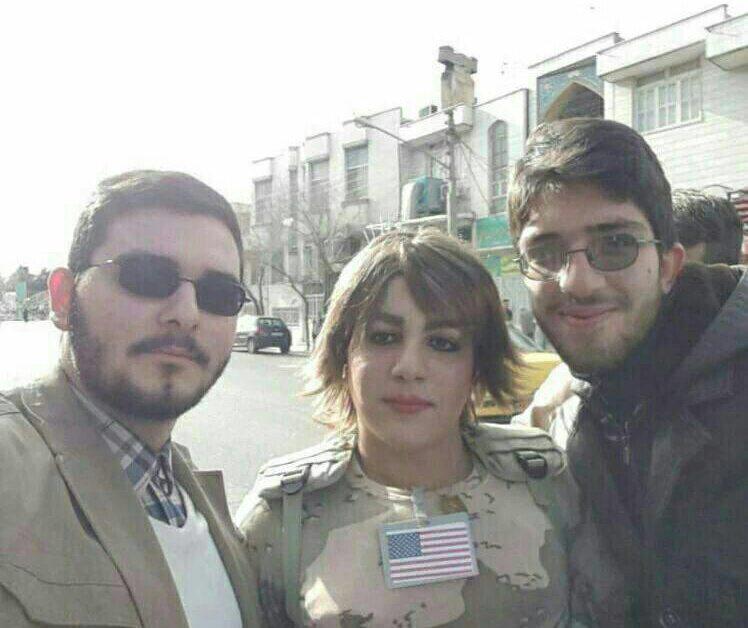 حاشیههای راهپیمایی ۲۲ بهمن (تصاویر) حاشیههای راهپیمایی ۲۲ بهمن (تصاویر)