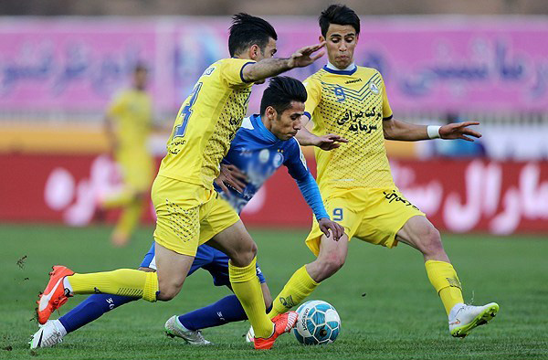 نفت ۱ - استقلال تهران ۰ نفت ۱ - استقلال تهران ۰