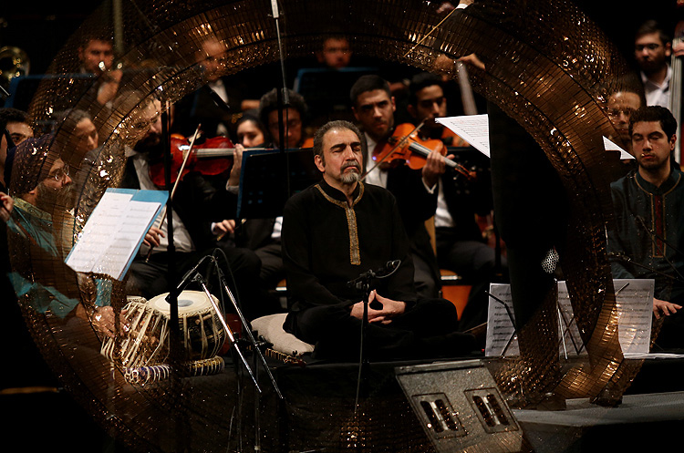 اجرای کنسرت رسیتال پیانو توسط رافائل میناسکانیان