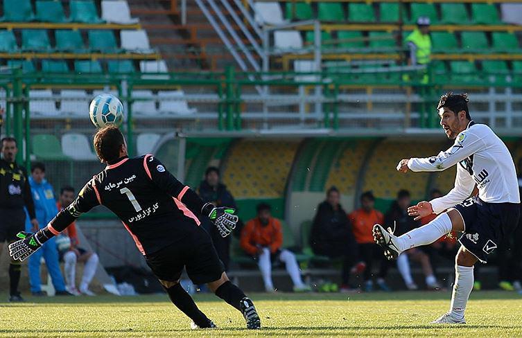 اوج اشتباهات داوری (تصاویر) اوج اشتباهات داوری (تصاویر)