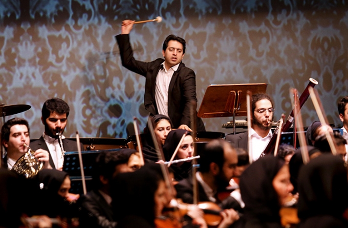 کنسرت ارکسترسمفونیک تهران به رهبری بردیا کیارس