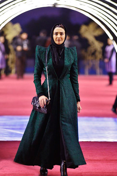 لباس‌های عجیب بازیگران از کجا می‌آید؟